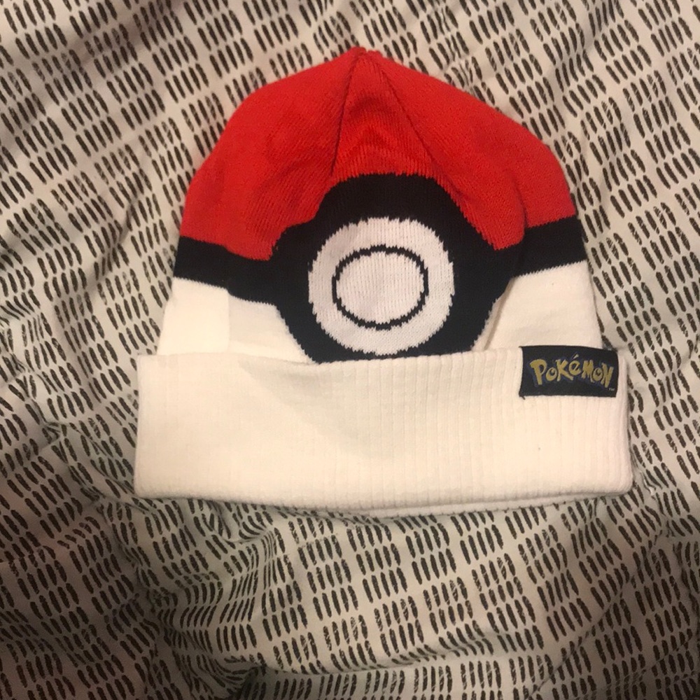 Pokémon beanie